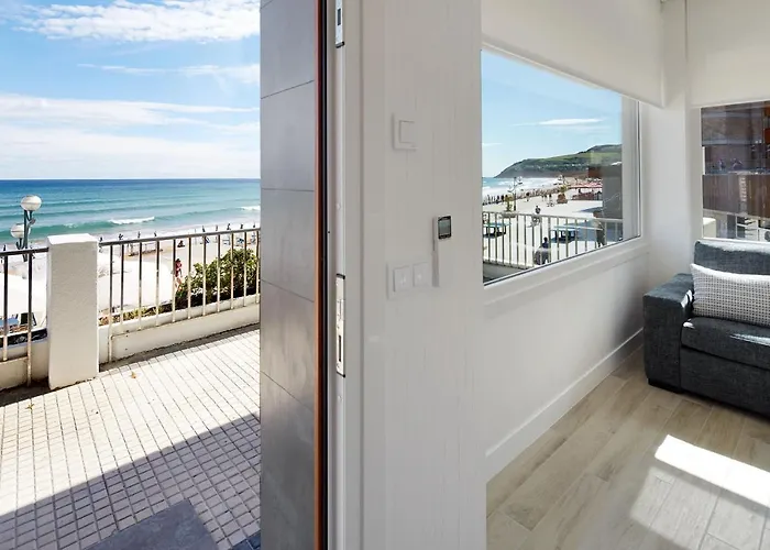 Sobre El Mar By Egona * Zarautz